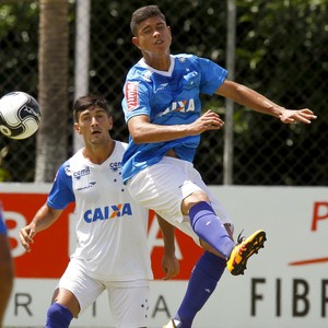 Com currículo de conquistas, Kevin comemora a 1ª chance no Cruzeiro