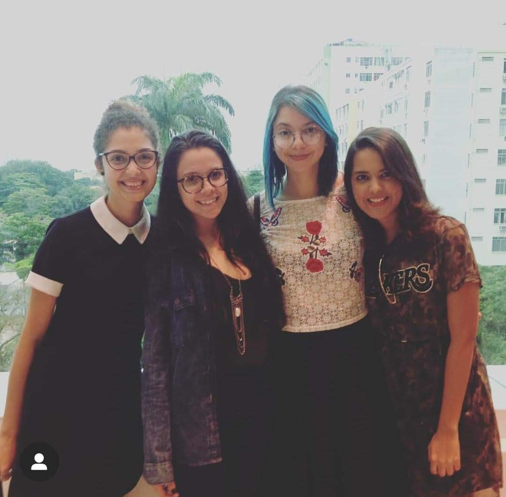 Da esquer pra direita: Juliana, Thaiza, Isabela e Ana clara. — Foto: Foto: arquivo pessoal