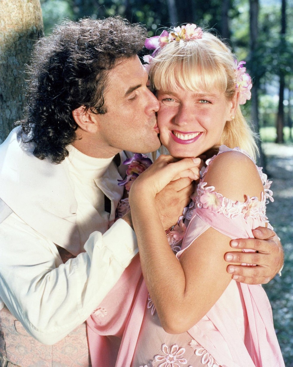 Sérgio Mallandro e Xuxa no filme 'Lua de Cristal' (1990) — Foto: Divulgação