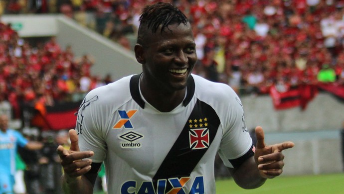 Loffredo elogia Riascos e sugere o retorno do colombiano ao Cruzeiro