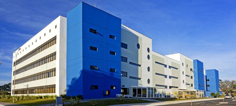 Campus horizontal a menos de 15 minutos do Centro e estacionamento gratuito facilitam acesso dos estudantes (Foto: Divulgação)