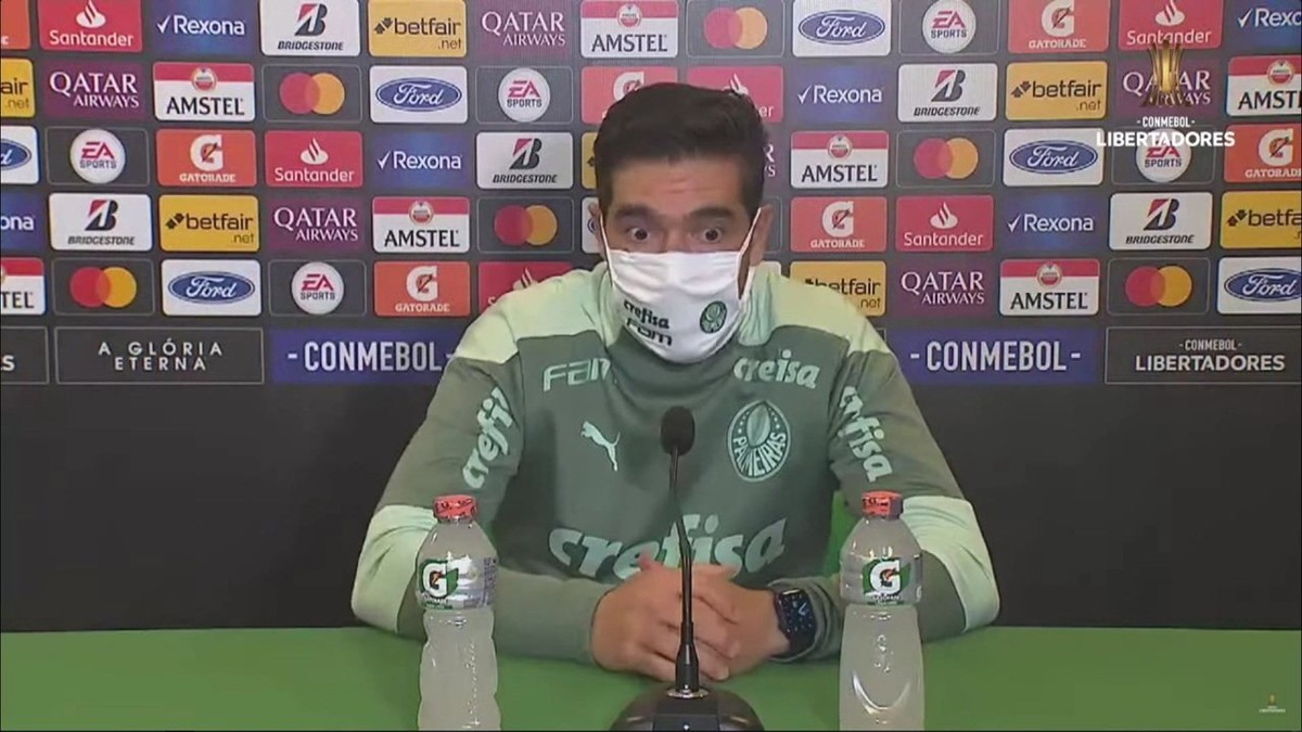 Abel Elogia Exibição Do Palmeiras Destaca Danilo E Faz Apelo Espero Que Continue Conosco 