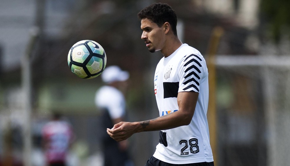 Lucas Veríssimo não enfrentou o Palmeiras por estar machucado. Ele tem proposta do Spartak, da Rússia (Foto: Ivan Storti/Santos FC)