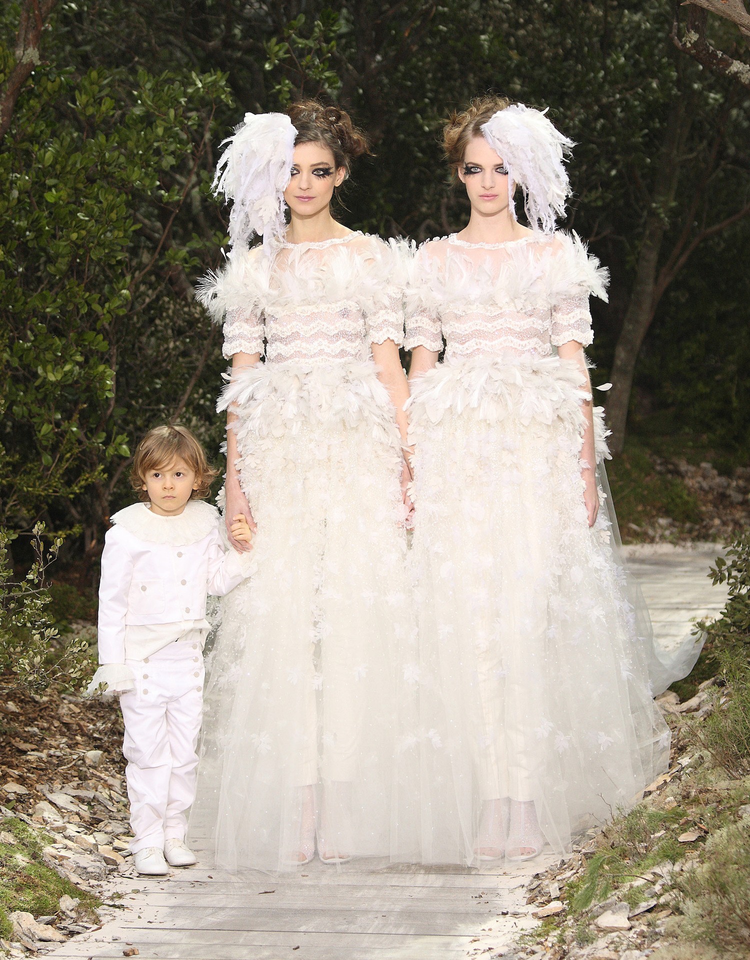 As noivas da Chanel (Foto: Getty Images)