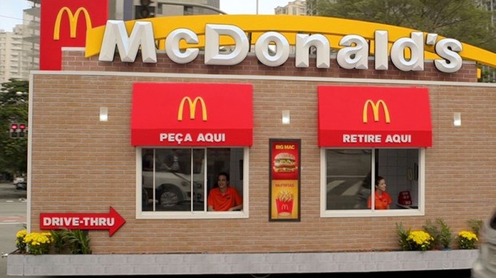 Argo E Renegade Nao Vao Deixar Voce Passar Fome Sera Possivel Comprar Lanche No Mcdonald S Pelo Multimidia Carros Autoesporte