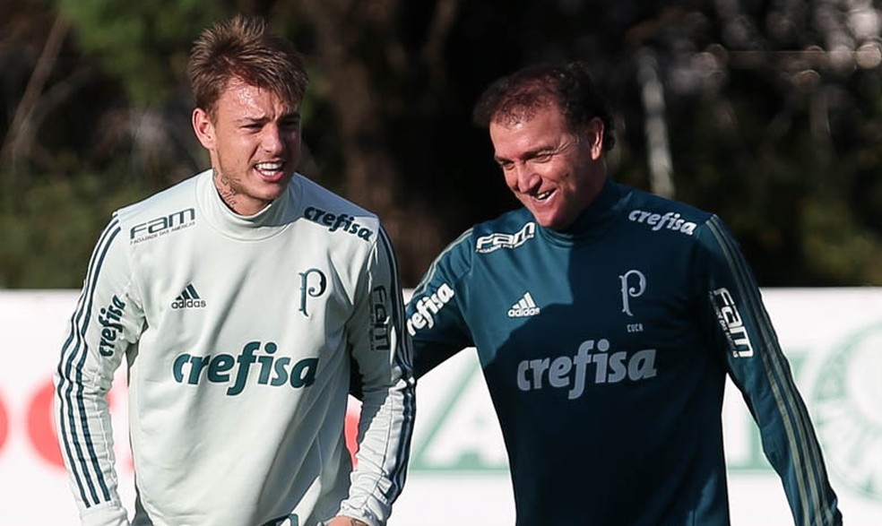 Róger Guedes e Cuca em treino do Palmeiras (Foto: Cesar Greco/Ag. Palmeiras)