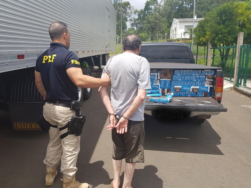 Homem foi preso na BR-282 em Joaçaba — Foto: PRF/Divulgação