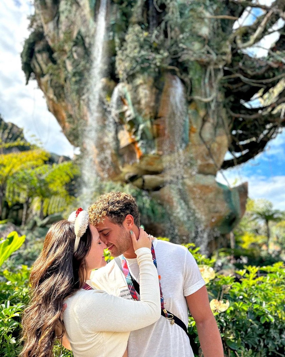 Larissa Manoela e André Luiz Frambach — Foto: Reprodução Instagram