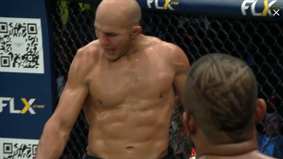 Qual foi a lesão do Junior Cigano?