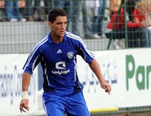 Thiago Neves alerta Éverton Ribeiro sobre nível baixo do futebol árabe
