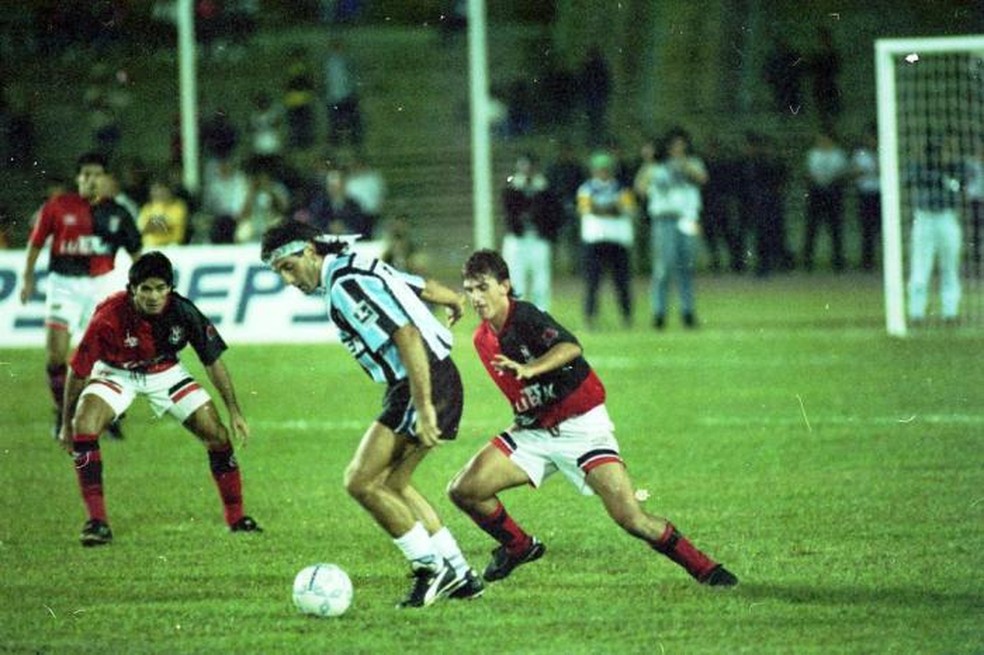 Gol de Jardel com passe de Renato no Grêmio completa 25 anos: Era só cruzar que eu fazia