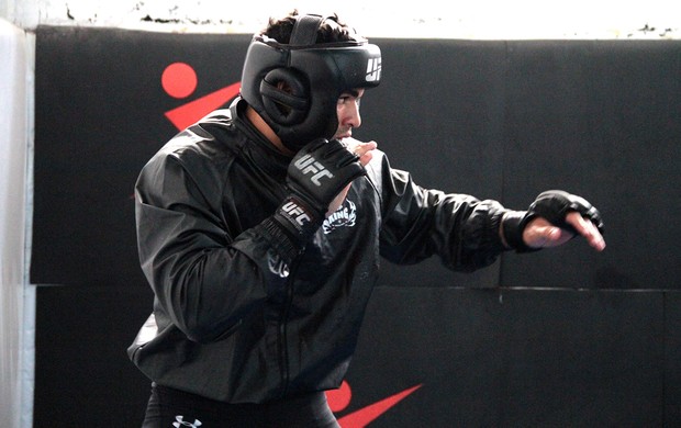 Ronny Markes treino MMA em Natal (Foto: Rodrigo Malinverni)