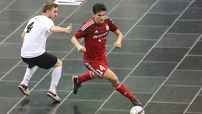 Douglas Júnior Kairat Almaty futsal (Foto: Divulgação)
