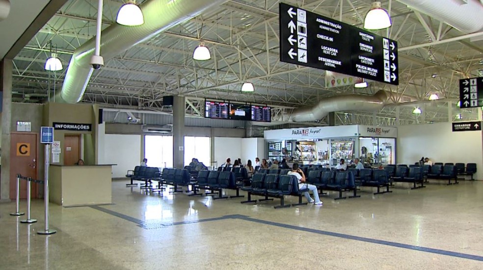 Saguão do Aeroporto Estadual Leite Lopes, em Ribeirão Preto (Foto: Reprodução/EPTV)