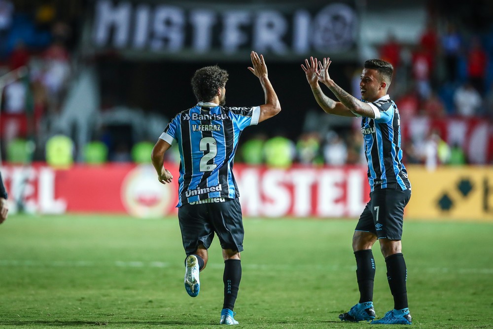 Confira as notas do Grêmio na partida de hoje e avalie os jogadores e o treinador Renato Gaúcho