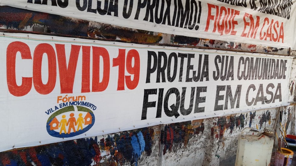 Faixas de conscientização são colocadas na Vila de Ponta Negra — Foto: Divulgação