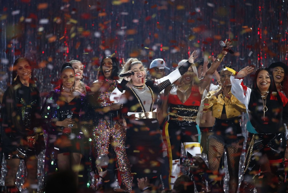 Kelly Clarkson foi responsável por apresentar o Billboard Music Awards 2018 (Foto: REUTERS/Mario Anzuoni)