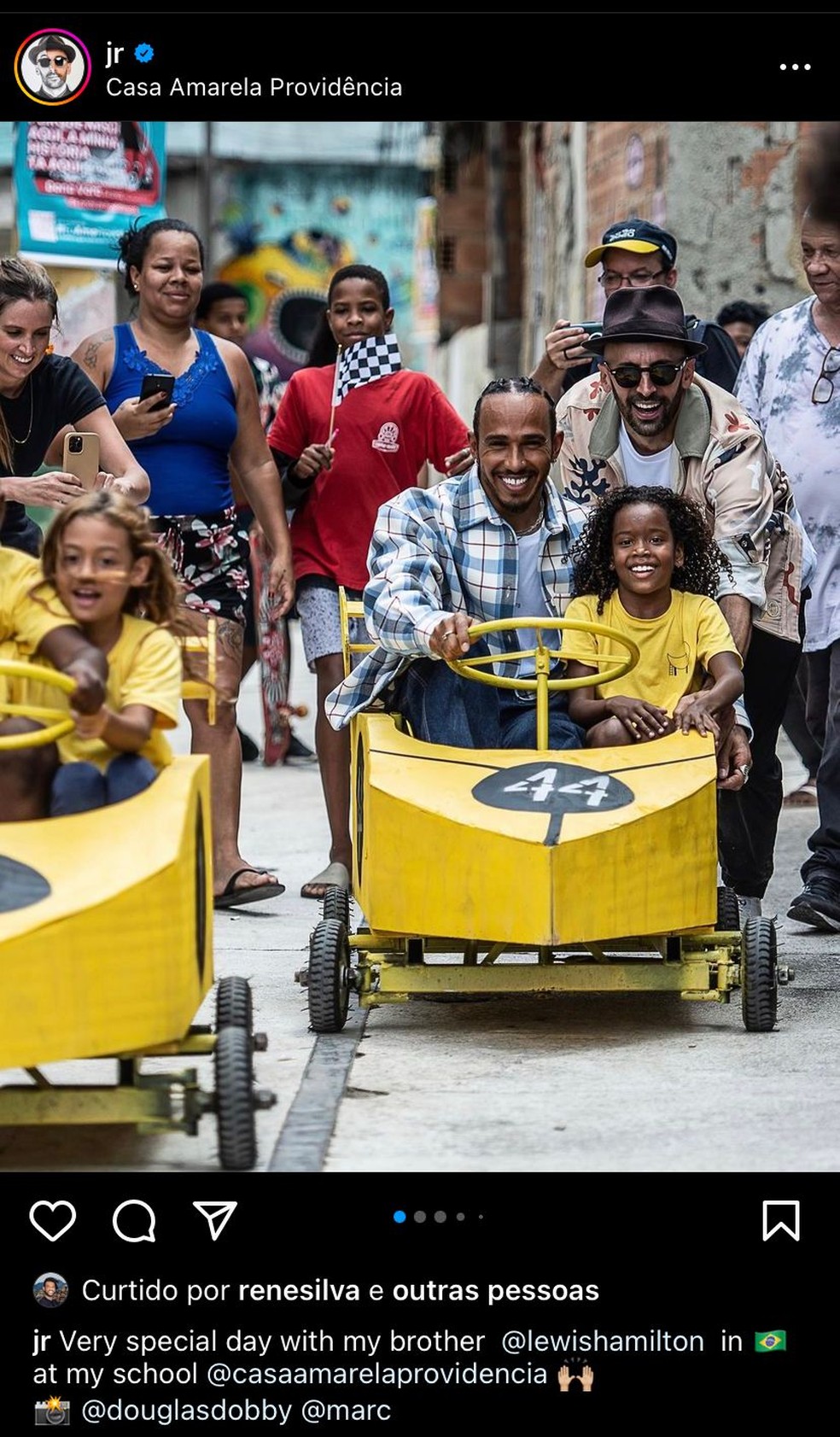 Lewis Hamilton no Morro da Providência — Foto: Reprodução/Instagram