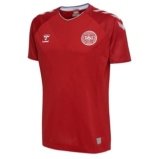 A camisa titular da Dinamarca para a Copa do Mundo de 2018 (foto: divulgação)