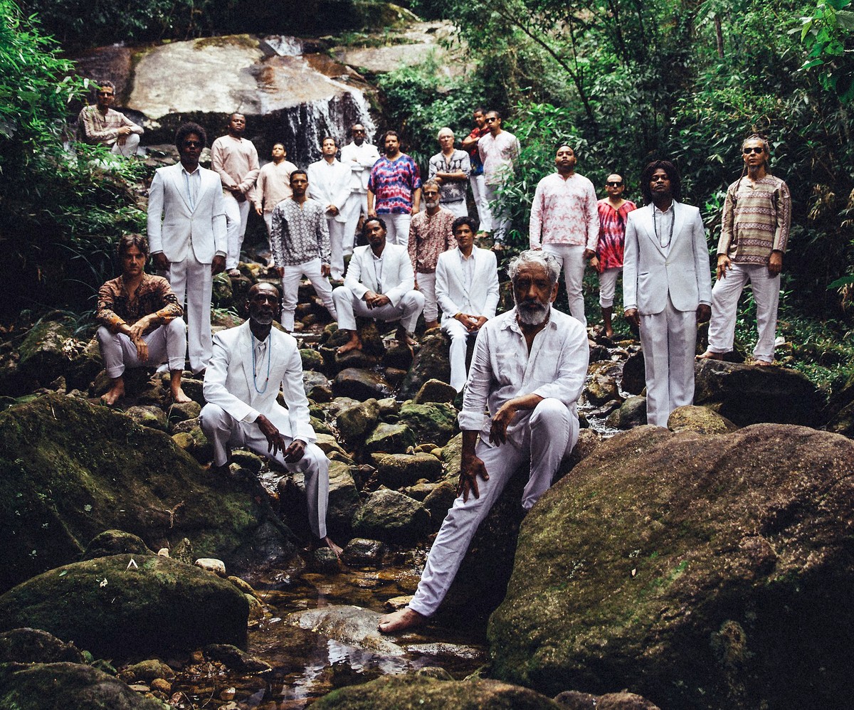 Letieres Leite põe o ‘dendê’ da Orkestra Rumpilezz nas ‘Coisas’ de Moacir Santos em álbum que traz Caetano Veloso e Raul de Souza |  Weblog do Mauro Ferreira