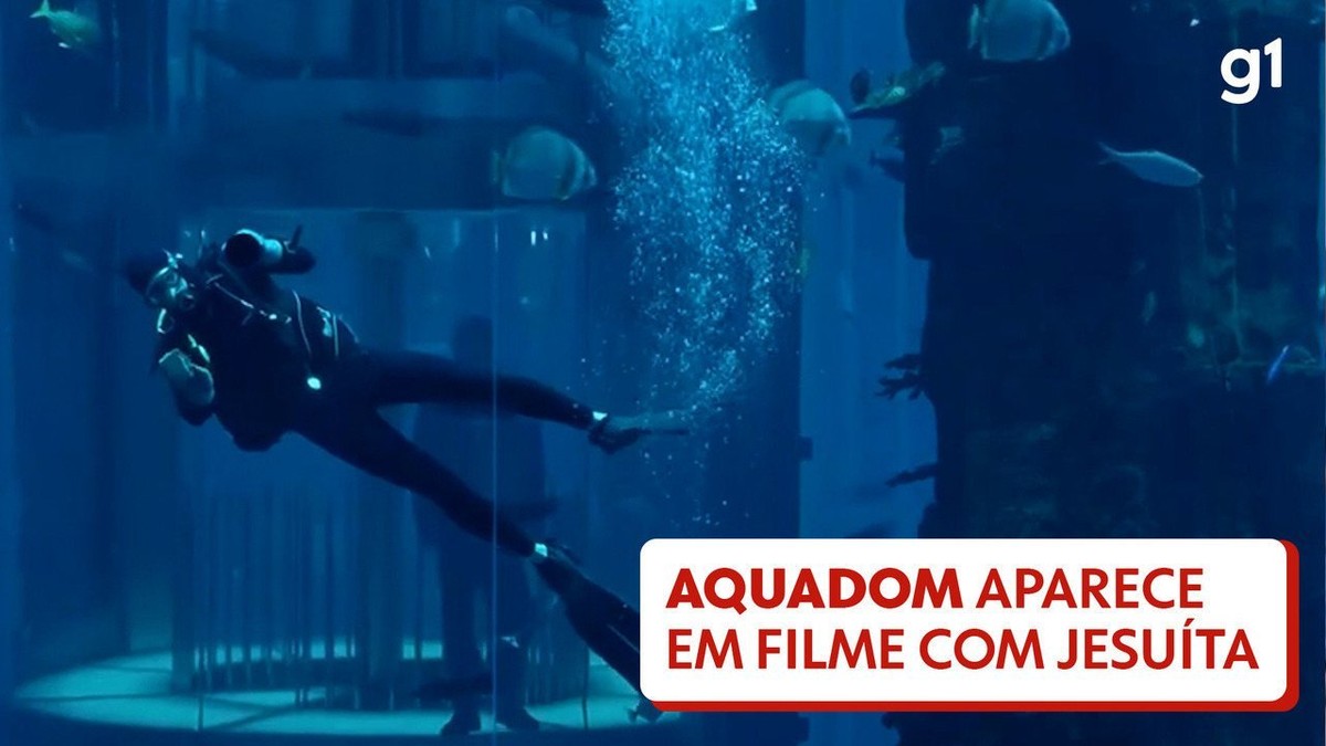 Das explodierte Aquarium in Berlin wurde zum Schauplatz eines brasilianischen Films mit Wagner Moura und Jesuíta Barbosa;  siehe Zitat |  Welt