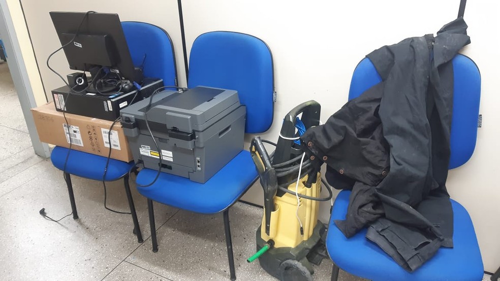 Material roubado do fórum foi recuperado pela polícia — Foto: Sérgio Henrique Santos/Inter TV Cabugi