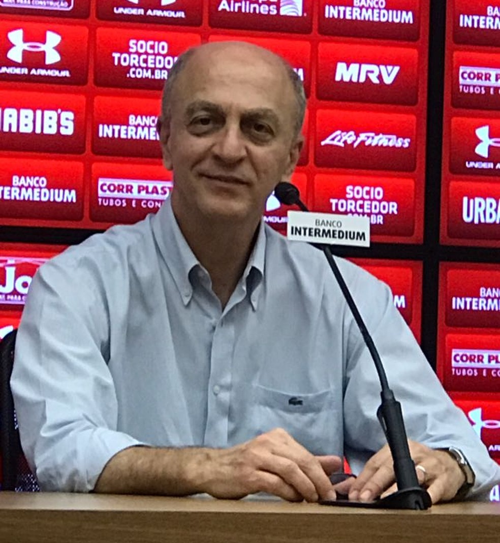 Elias Barquete Albarello, diretor financeiro do São Paulo — Foto: Marcelo Prado 