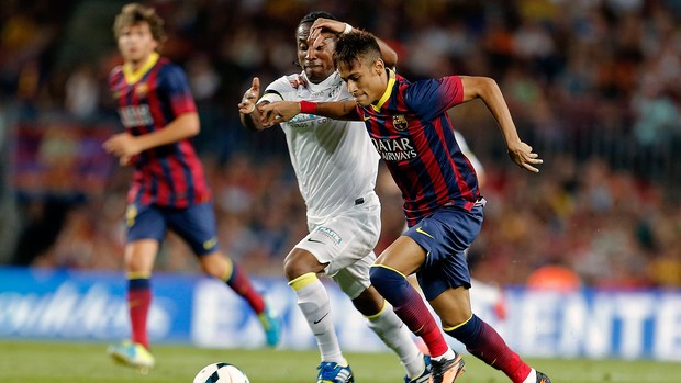 Neymar jogo Barcelona e Santos (Foto: AFP)