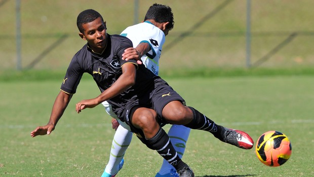 Flamengo enfrenta o Fluminense pelo Mundial sub-15