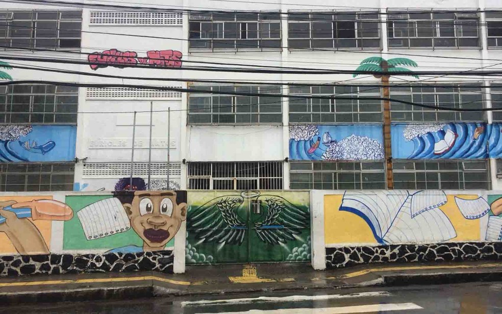 Escola estadual Euricles de Matos, no Rio Vermelho, em Salvador — Foto: Andréa Silva/ TV Bahia