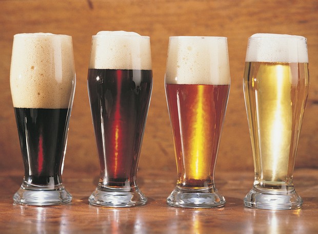 Os brasileiros consomem quase 13 bilhões de litros de cerveja por ano (Foto: Stock Photos)