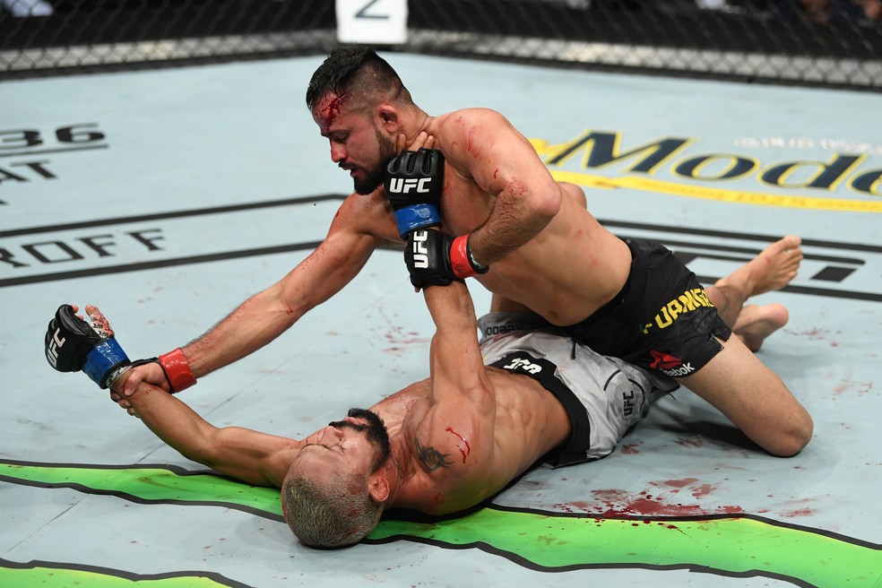 Jussier Formiga controlou Deiveson Figueiredo por todo o duelo â?? Foto: Getty Images