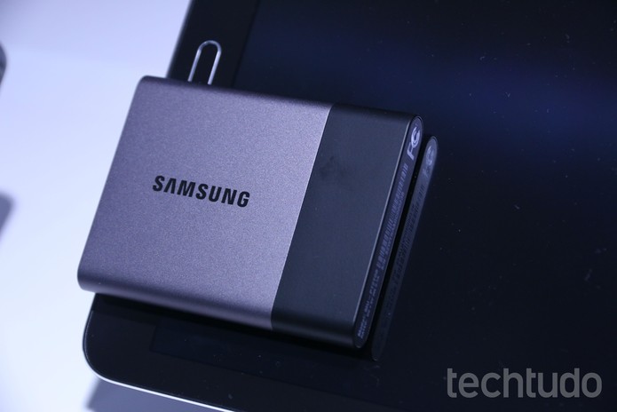 O SSD T3 é um HD externo leve e portátil (Foto: Marlon Câmara/TechTudo)
