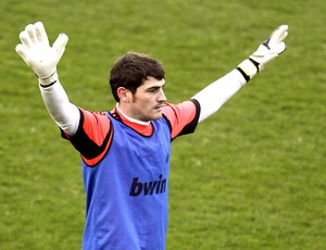 Cássio é eleito o sétimo melhor goleiro do mundo; Casillas é o primeiro -  Futebol - R7