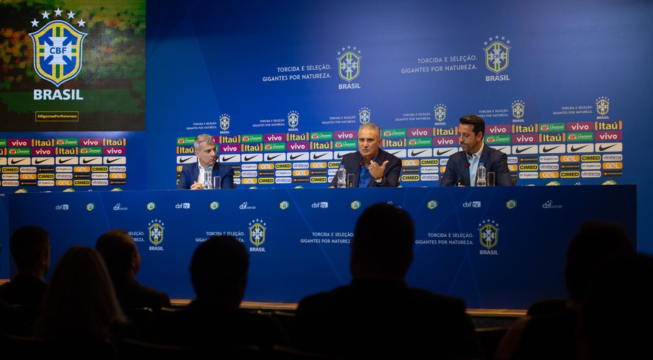 Tite convoca Seleção com Paquetá, Pedro, Dedé e Everton para amistosos