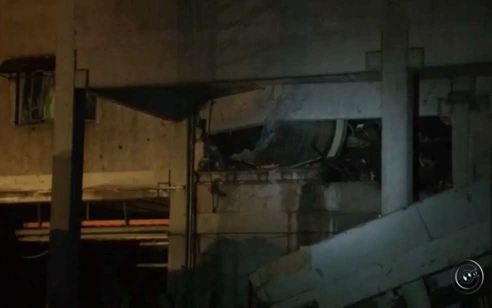 Três pessoas morreram e duas ficaram feridas após a explosão (Foto: Reprodução/TV Tem)