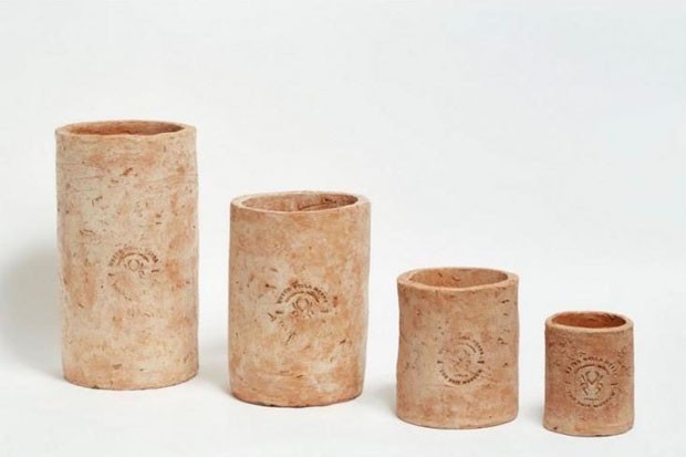 Merdacotta: a série de vasos feitos de... (Foto: Divulgação)