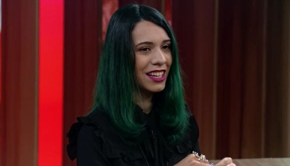 Amanda deu um verdadeiro show de simpatia ao explicar questões relacionadas ao autismo (Foto: TV Globo)