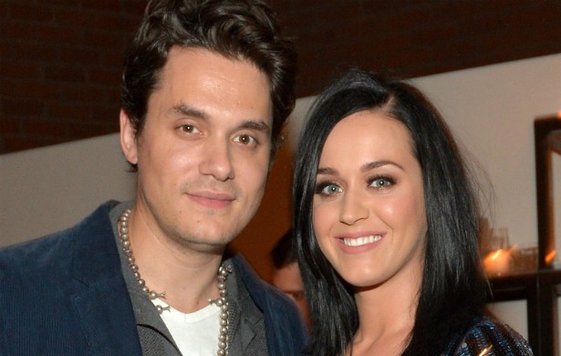 Após tantas idas e vindas, finalmente os cantores Katy Perry e John Mayer puseram um ponto final no conturbado namoro. Ela começou a namorar com o dj Diplo, mas ainda não está claro o quão firme a nova relação dela está. (Foto: Getty Images)