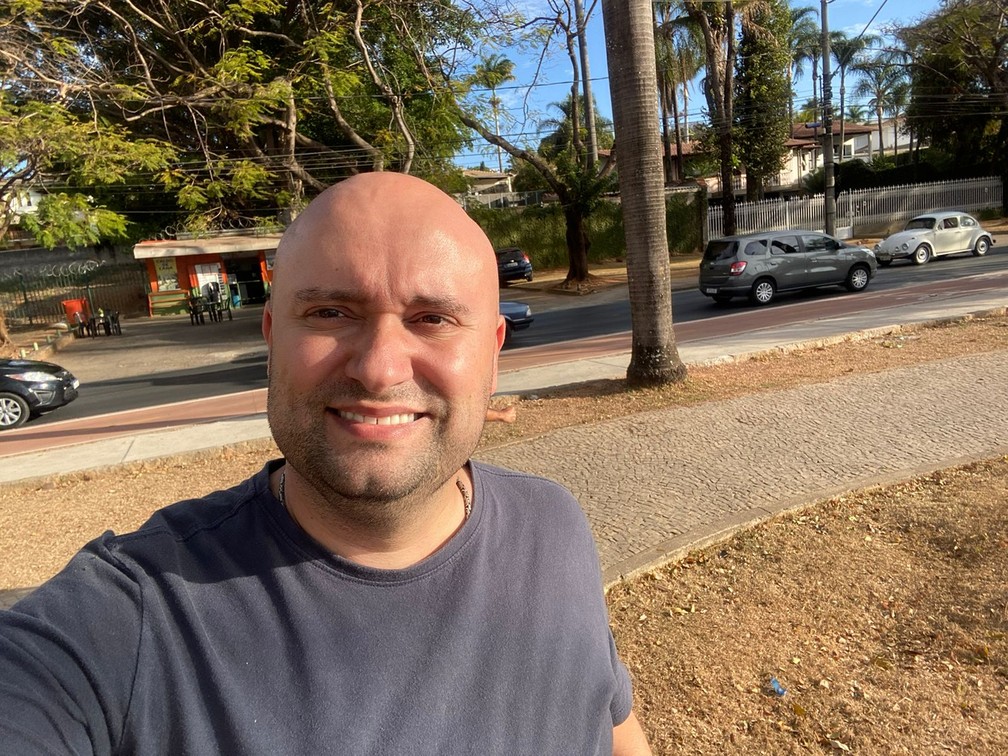 Samuel Mendes encontrou mais de R$ 4 mil 'esquecidos' — Foto: Samuel Mendes/Arquivo pessoal