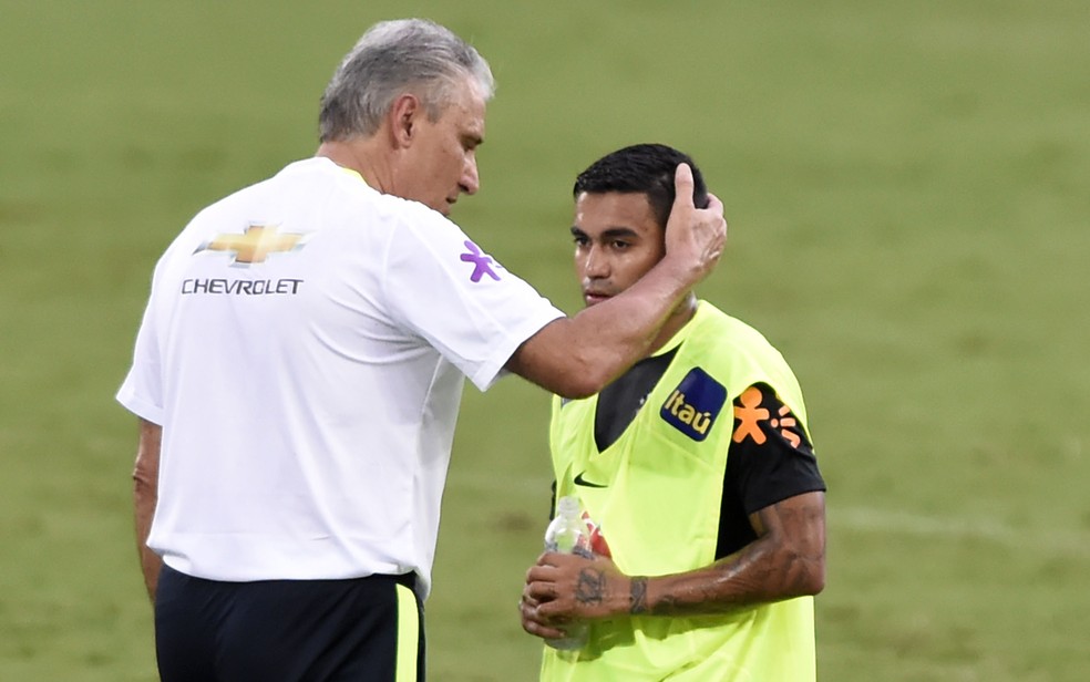 Dudu comenta sobre Tite e minimiza falta de oportunidades na Seleção