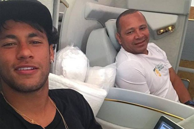Neymar e pai (Foto: Reprodução)