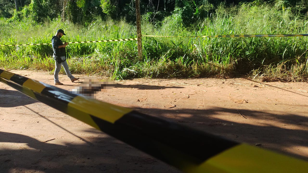 Jovem é morto com vários tiros em estrada de terra próximo a PI-112