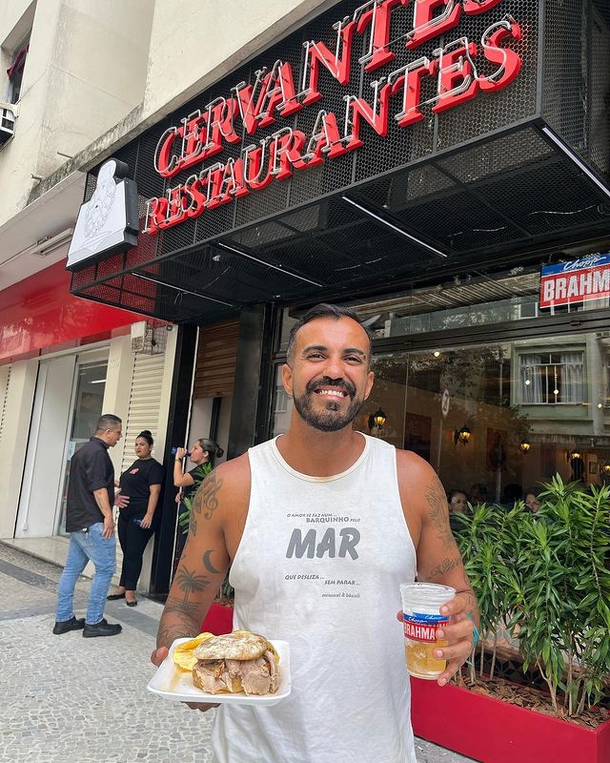 Restaurante Cervantes, em Copacabana, reabre um ano e meio após dar ...