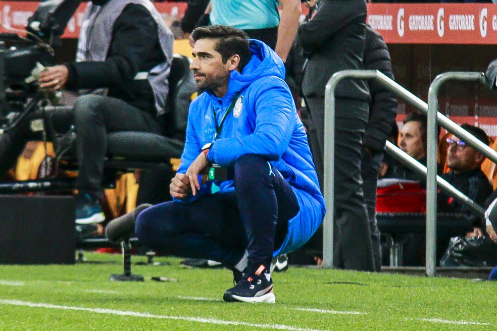 Athletico-PR quebra invencibilidade do Verdão e Abel Ferreira perde um jogo de Libertadores como visitante pela primeira vez na carreira