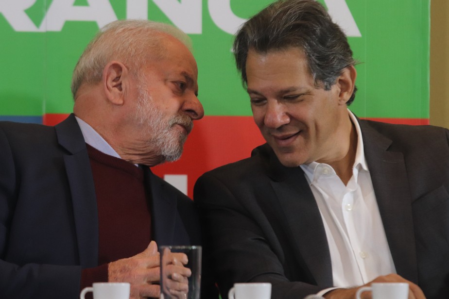 Lula e Haddad participam de ato por frente ampla com ex-presidenciáveis em São Paulo no mês de setembro