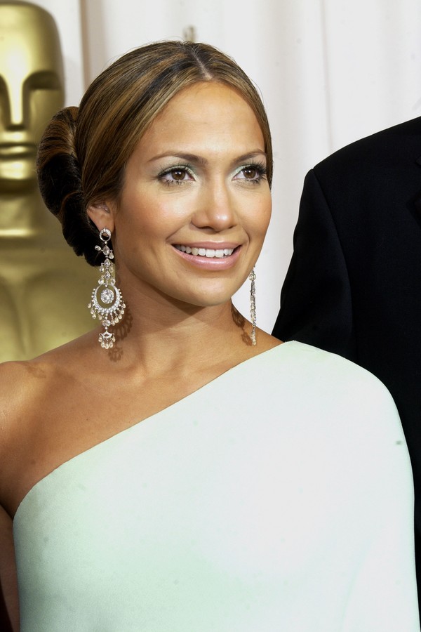 Jennifer Lopez during The 75th Annual Academy Awards - Deadline Room at The Kodak Theater in Hollywood, California, United States. (Photo by J. Vespa/WireImage) (Foto: WireImage)