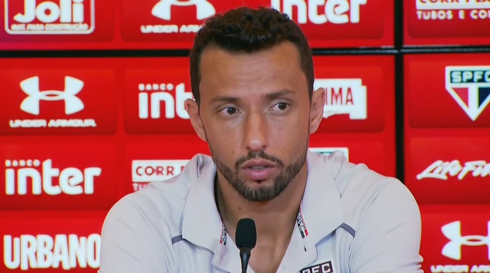 NenÃª durante a entrevista no CT da Barra Funda (Foto: reproduÃ§Ã£o)