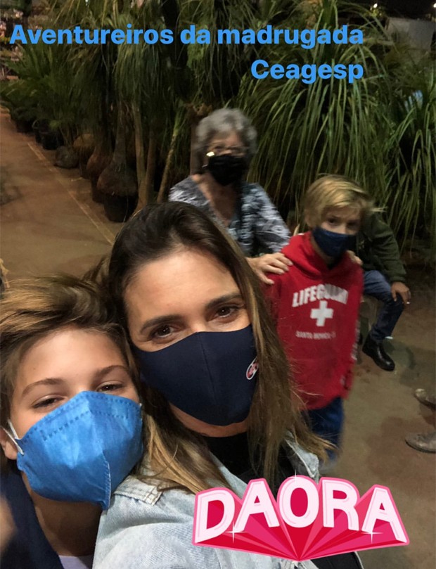 Fernanda Lima visita Ceagesp na madrugada com os filhos, João e Francisco (Foto: Reprodução / Instagram)