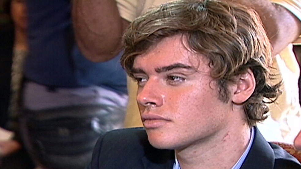 Eike Batista teria repassado dinheiro ao filho em espécie e em sociedades no exterior.  — Foto: Reprodução TV Globo